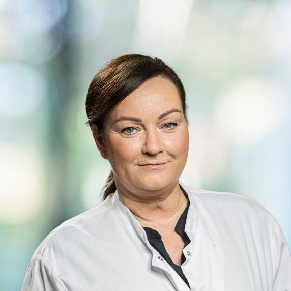 Dr. Kerstin Schulte - Funktionsoberärztin/Fachzahnärztin für Oralchirurgie MKG